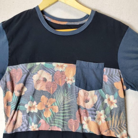 O'Neill flowerful size M short sleeve t-shirt - Picture 3 of 5